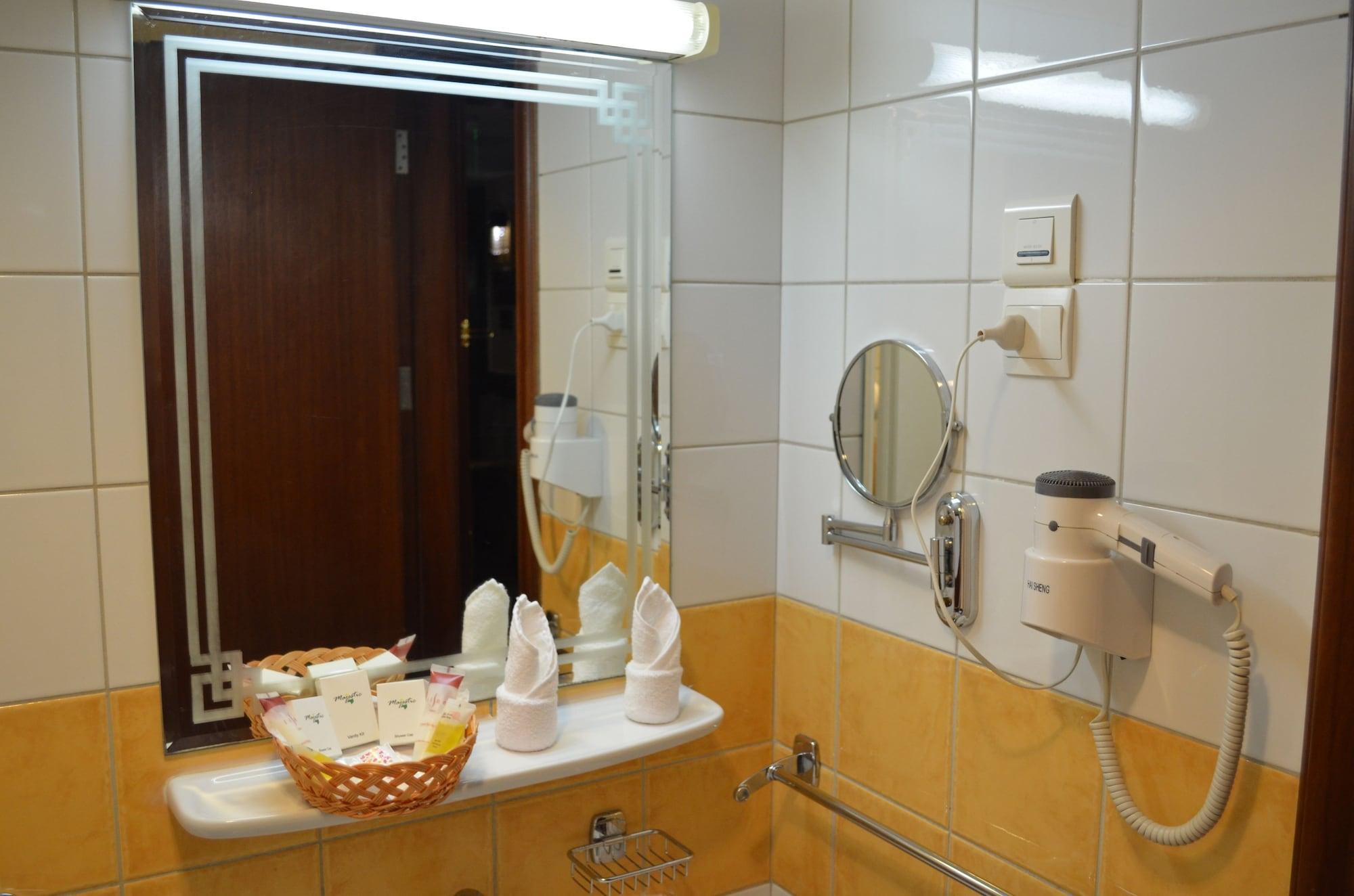 Rotana Al Mesk Hotel Медина Экстерьер фото